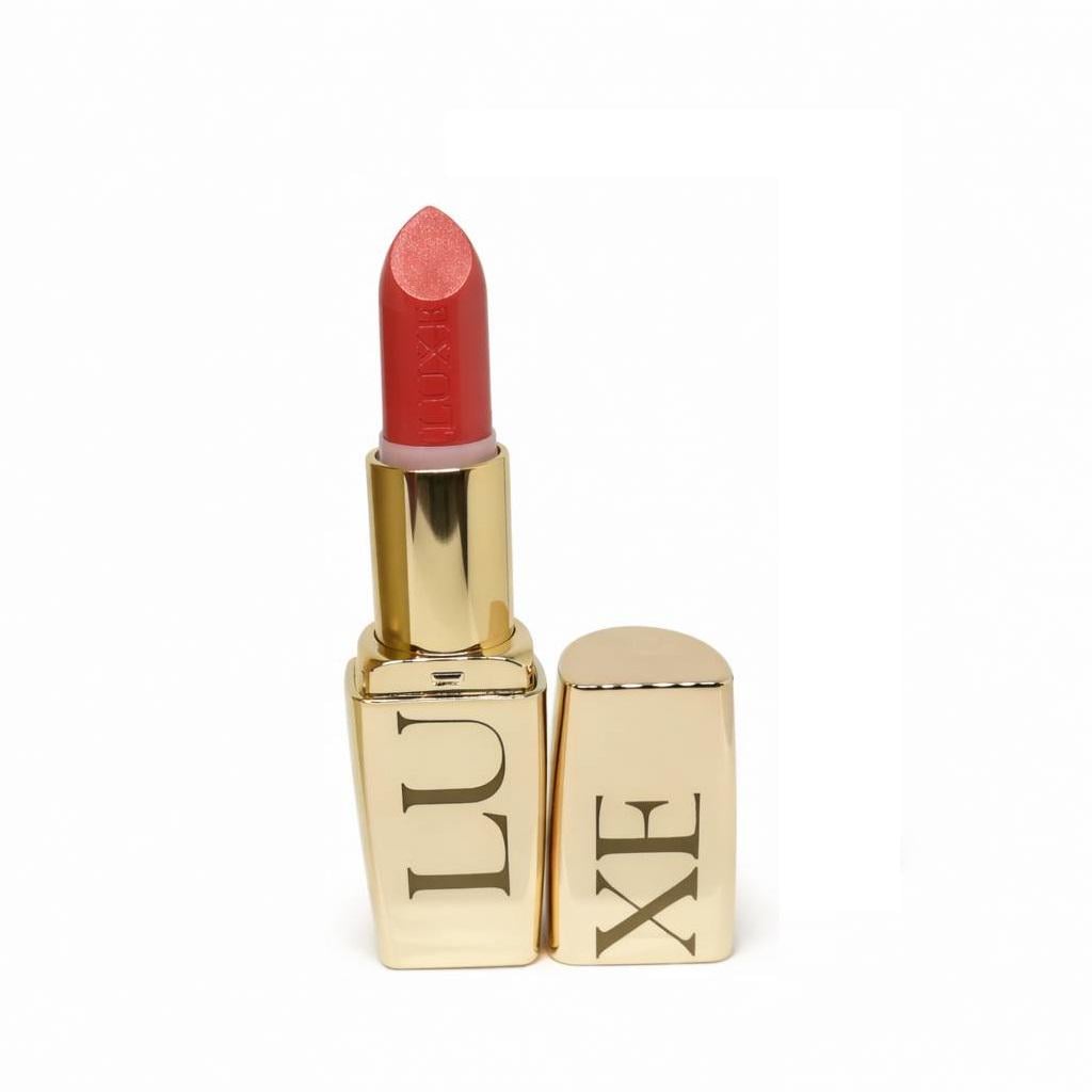 Губная помада увлажняющая Avon Luxe High Style Coral/Элитный коралл (1348446707)