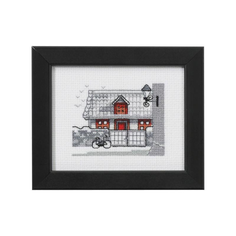 Набор для вышивания крестиком Permin 14-0138 House red door (23507)