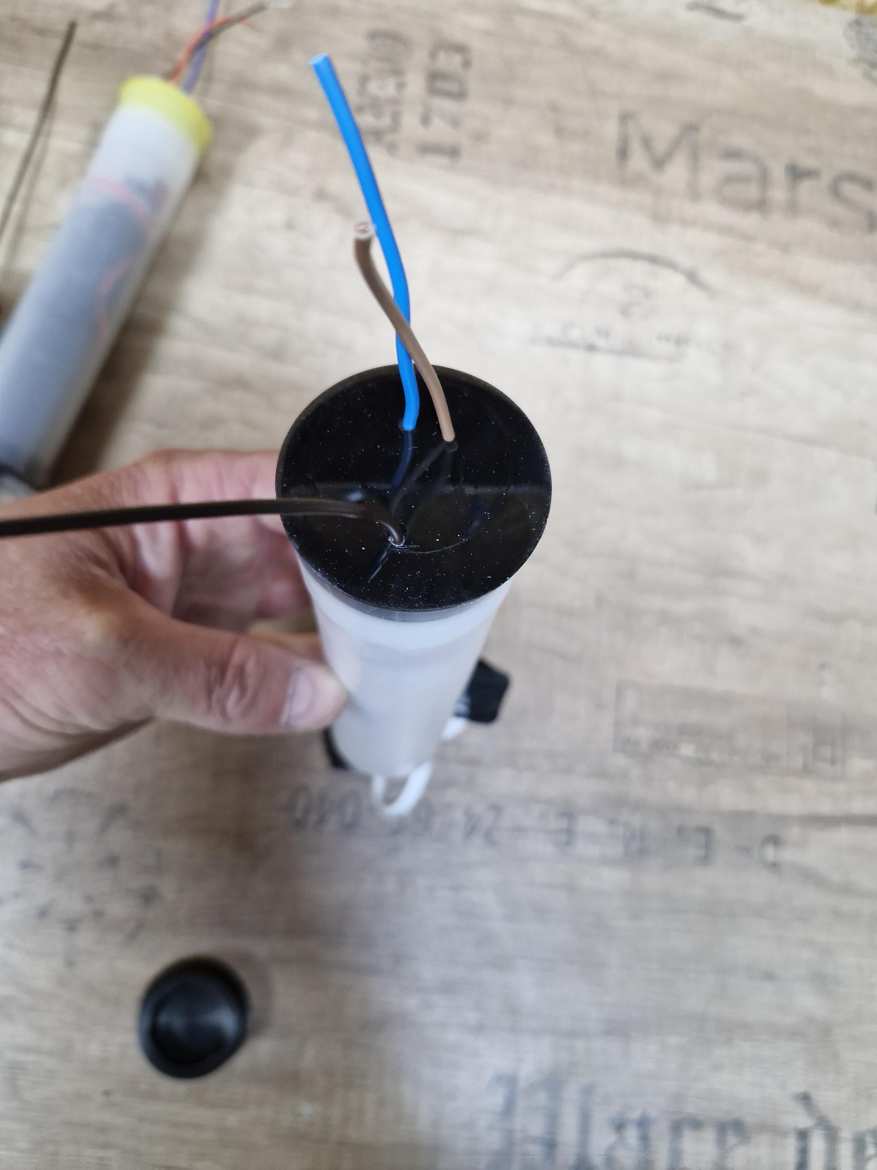 Дистанционный активатор пиротехнический пульт и 4 активатора 2 км 4 км герметический удвоенное питание - фото 3