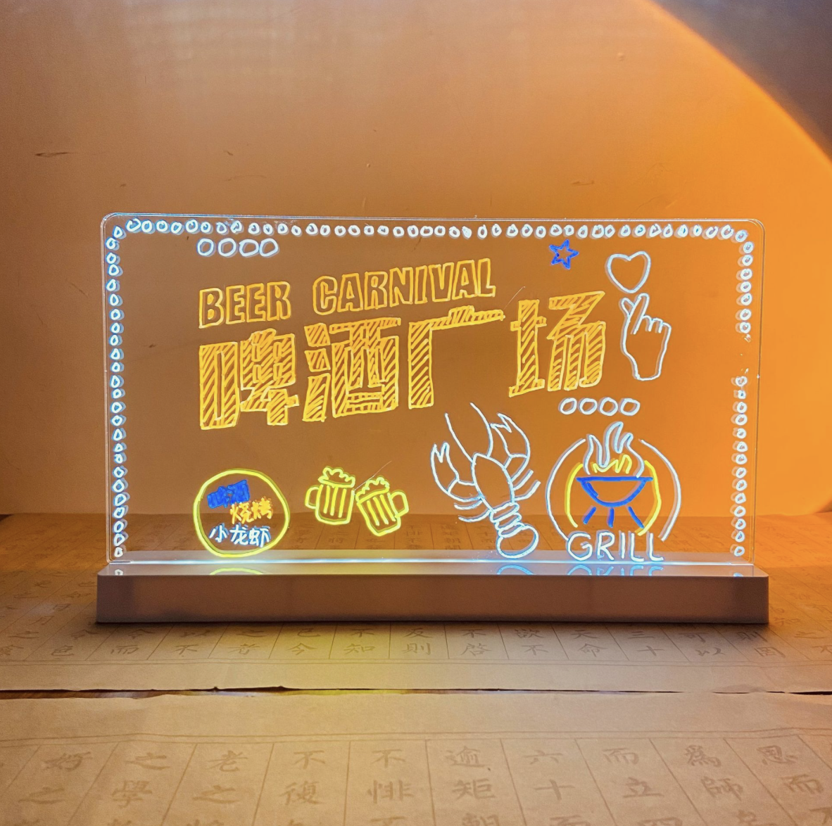 Доска светодиодная для рисования с подставкой A4 35x20 см с 7 ручками из USB Тип 1 горизонтальная (34629737)