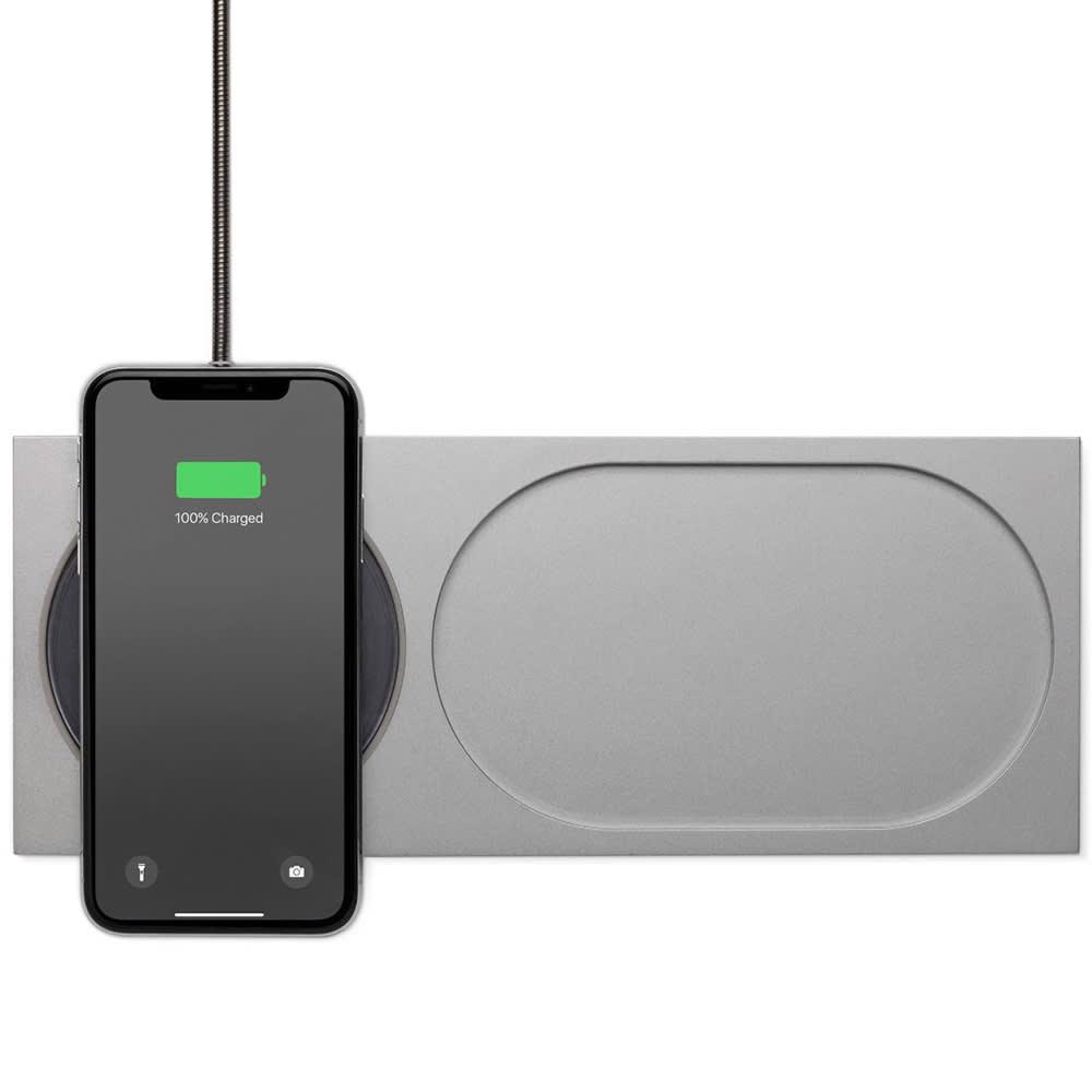 Зарядные устройства для телефонов Native Union Tom Dixon Stash Block Wireless Station Silver (BLOCK-WS-SIL-TD) Зарядные устройства для телефонов Native Union Tom Dixon Stash Block Wireless Station Silver (BLOCK-WS-SIL-TD)