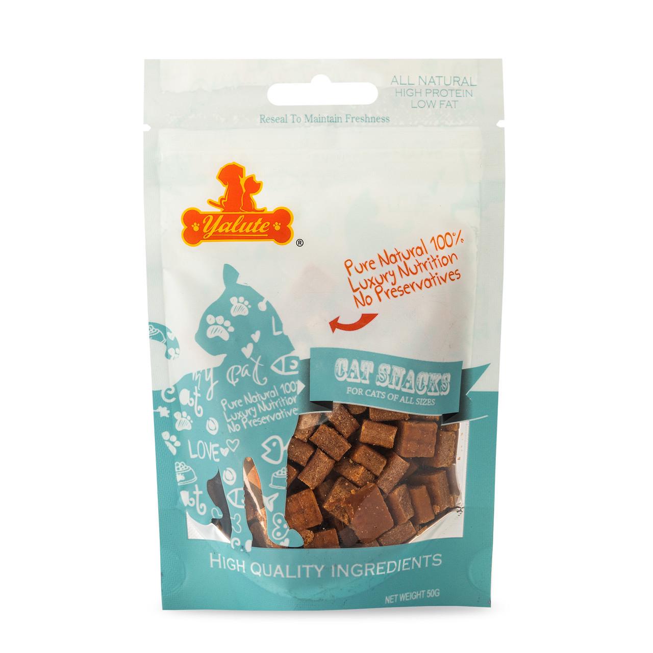 Ласощі для кішок Yalute Salmon Dices кубики з лосося 50 г (1830807761)