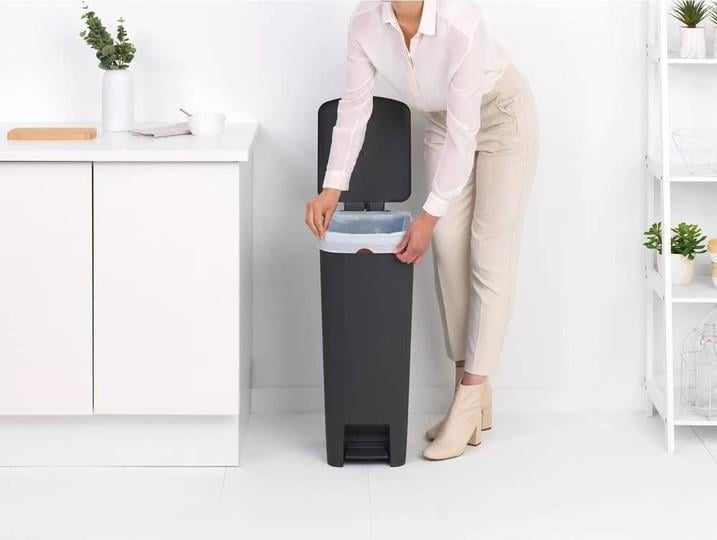 Бак для мусора Brabantia Pedal Bin StepUp 40 л Темно-серый (800023) - фото 7