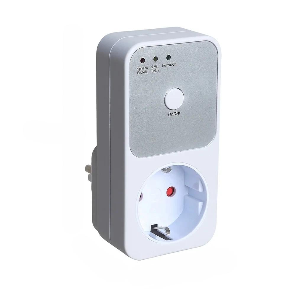 Реле напряжения в розетку Voltage protector HLP01 230VAC 50 Hz (33144068)