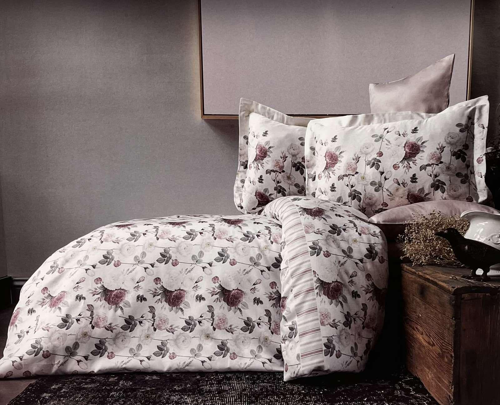 Комплект постільної білизни Pupilla Collection Juliet сатин 200х220 см (CN29666)