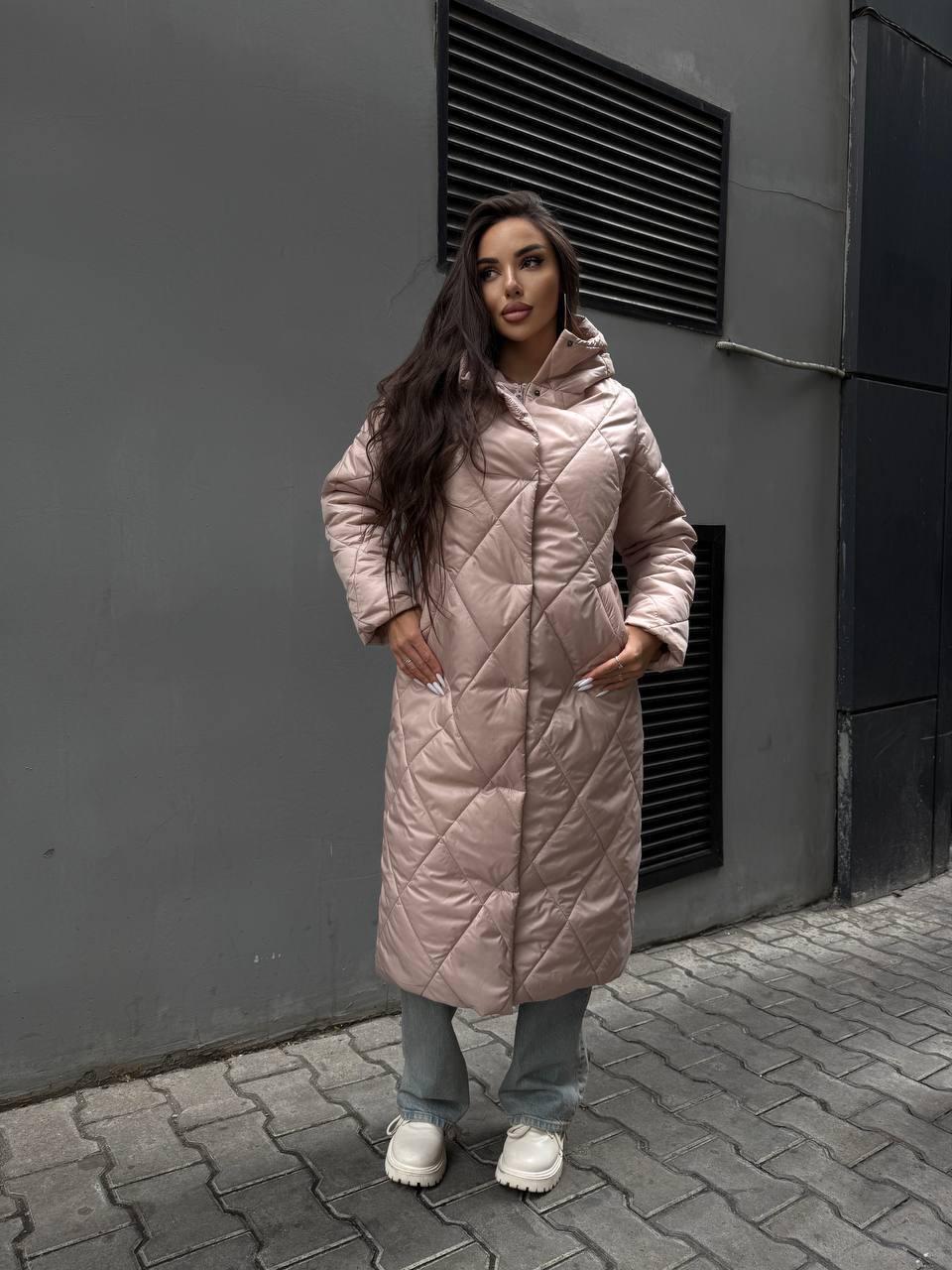 Пальто женское зимнее Мария стеганное с капюшоном XL Пудровый (29710554)