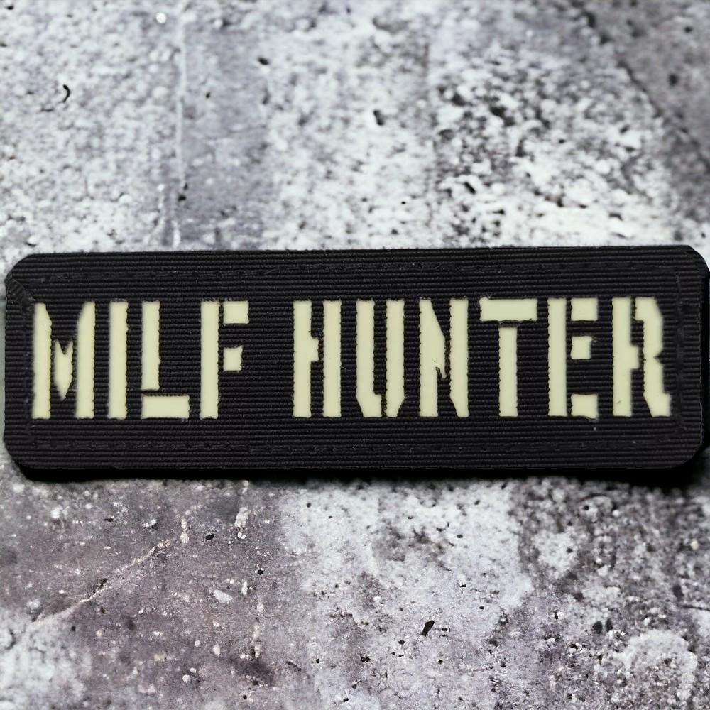 Патч-шеврон светящийся Laser Cut Milf Hunter Черный (18044235) Патч-шеврон светящийся Laser Cut Milf Hunter Черный (18044235)