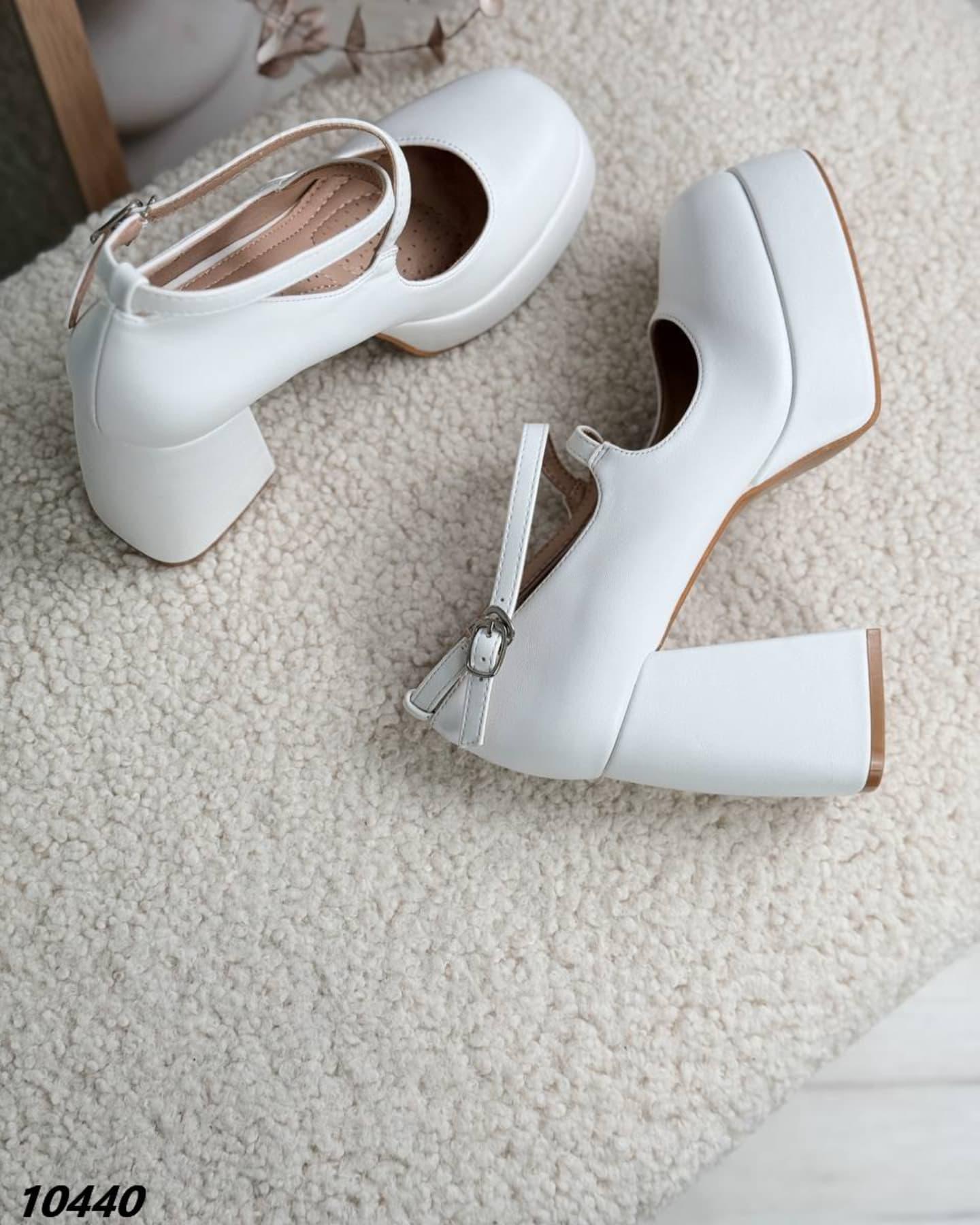 Туфлі з ремінцем Loretta на підборах та платформі р. 40 25,5 см Білий (10440-40) - фото 21 Туфлі з ремінцем Loretta на підборах та платформі р. 40 25,5 см Білий (10440-40) - фото 21