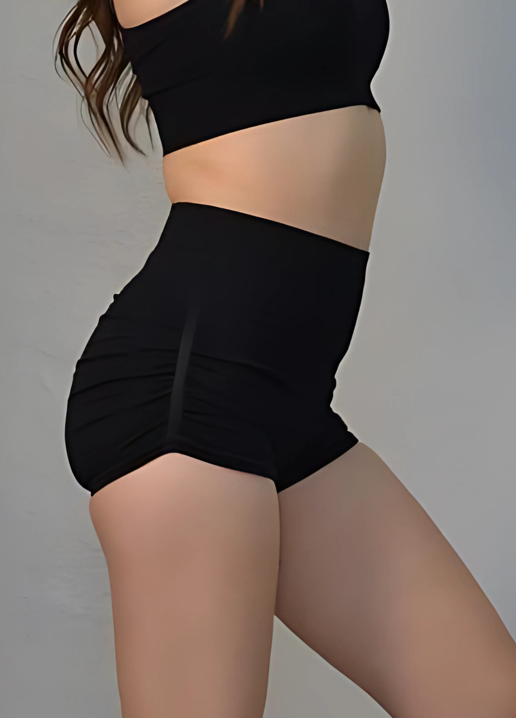 Шорты в рубчик с Push Up эффектом та рашингом сбоку для тренировок и повседневности M Черный (70162/M)