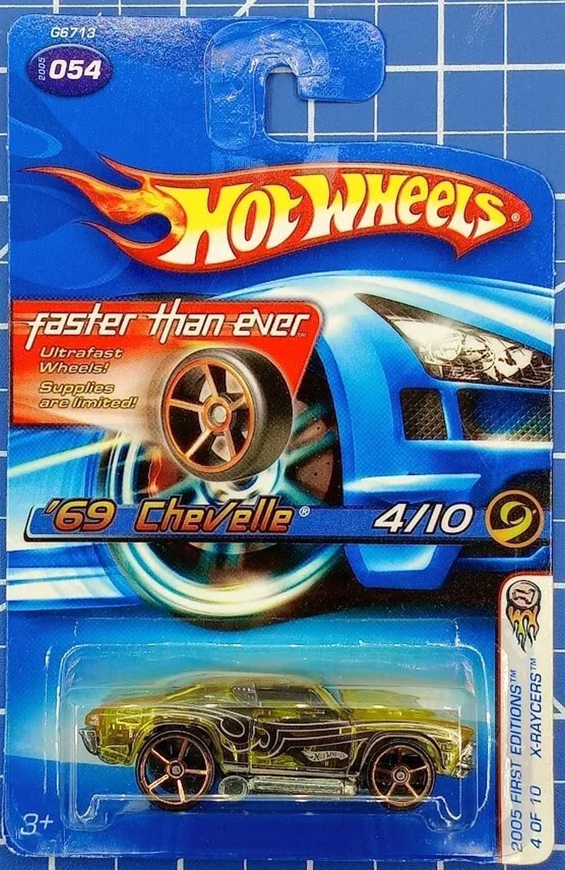 Игрушечная машинка Hot Wheels 69 Chevelle 2005 First Editions X- Raycers №054 Faster Than Ever (G6713-fte)