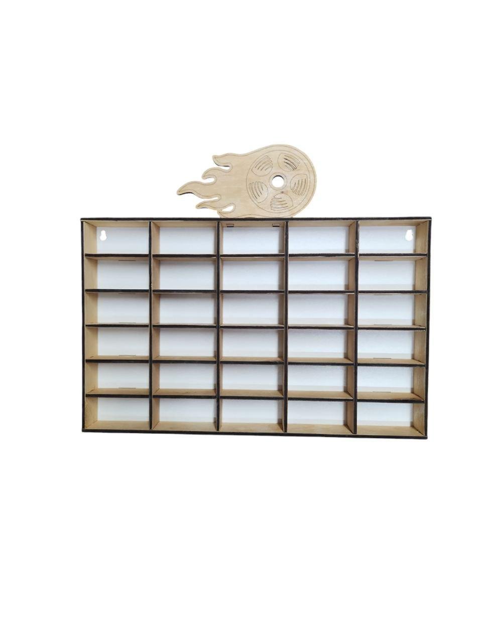 Полка деревянная для автомоделей 48х30 см. (23463150)