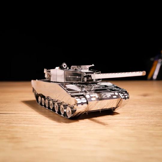 Конструктор METAL-TIME Leopard 2 Tank MT079 модель колекційна (3032564) - фото 6