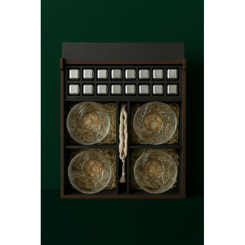 Подарочный набор Moltis Relax 4 стакана Quadro и 16 металлических охлаждающих кубиков (MR-4001)