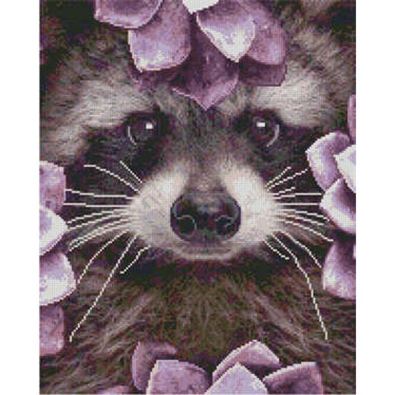 Алмазная мозаика Strateg Енот среди цветов 40х50 см (L-019)