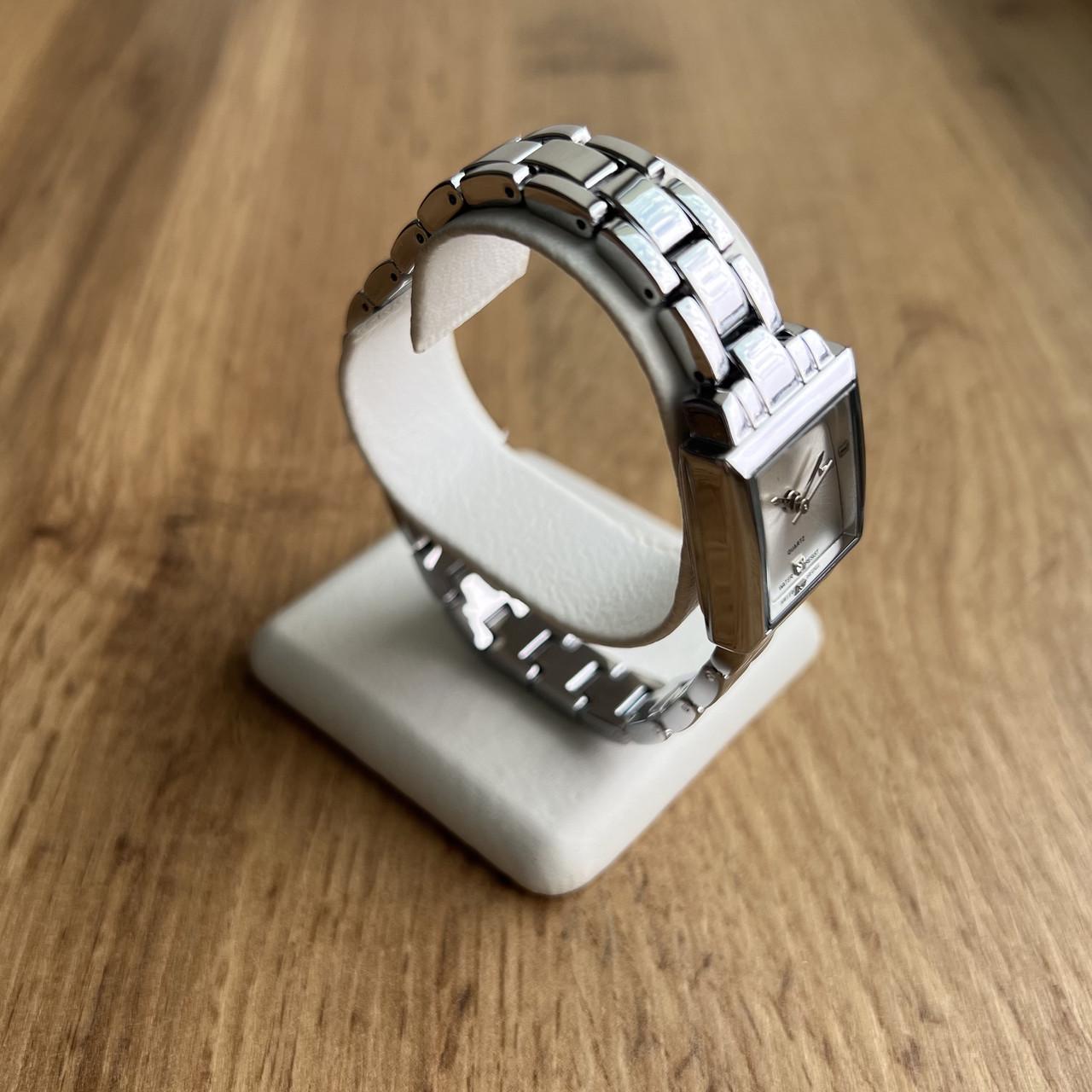 Часы женские металлические Skmei Серебристый (z055-2) - фото 4 Часы женские металлические Skmei Серебристый (z055-2) - фото 4