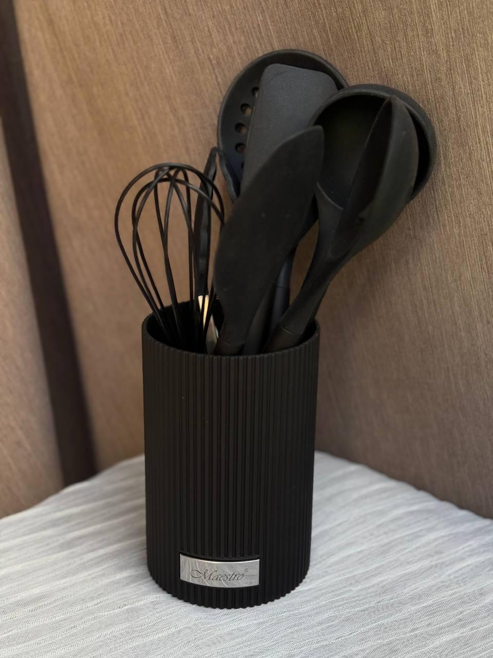 Набор кухонных принадлежностей Maestro 8 предметов Черный (MR-1542-BLACK)