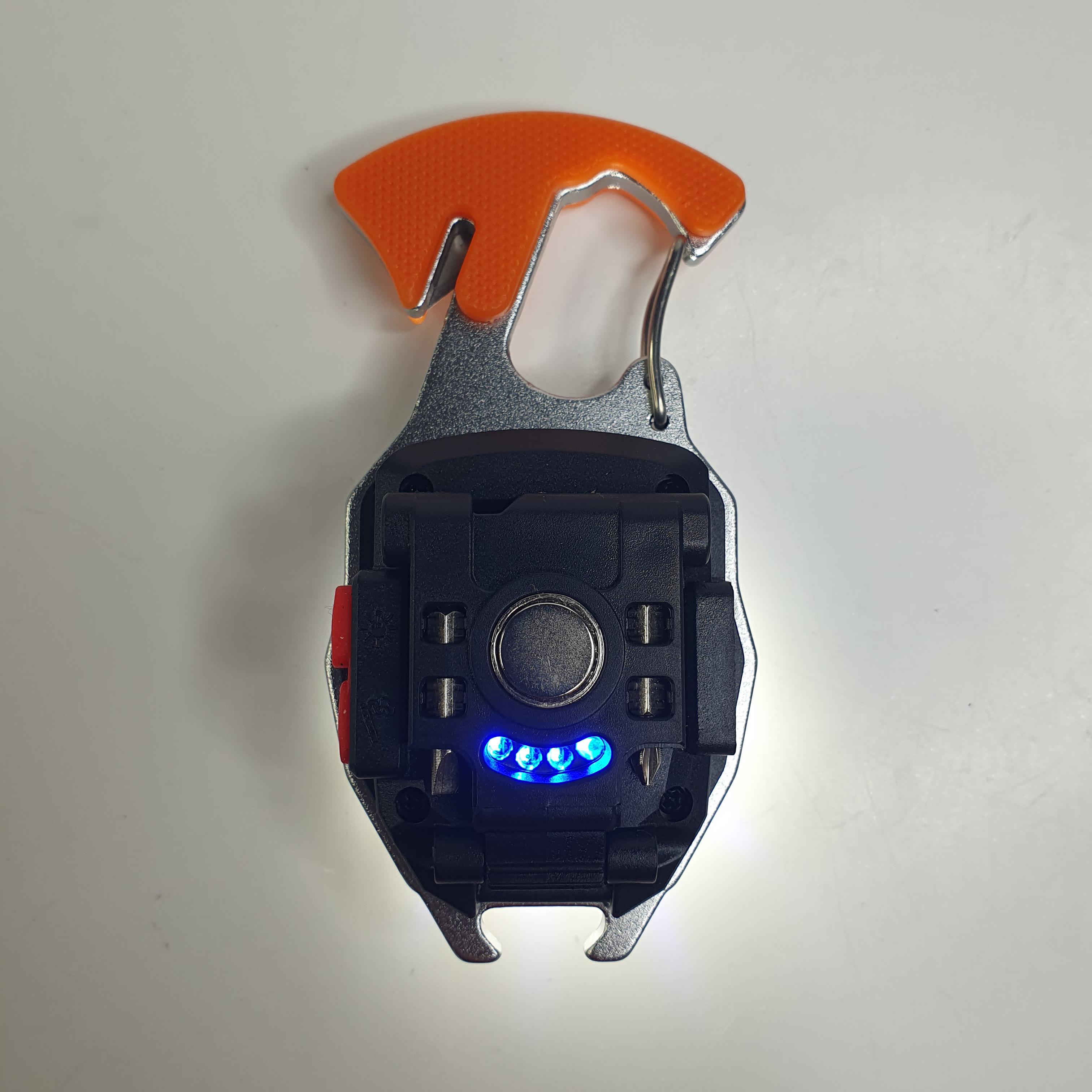 Фонарь на карабине 7в1 с магнитом/зажигалкой/открывалкой и отверткой аккумуляторный LED (HPD-4715) - фото 8 Фонарь на карабине 7в1 с магнитом/зажигалкой/открывалкой и отверткой аккумуляторный LED (HPD-4715) - фото 8