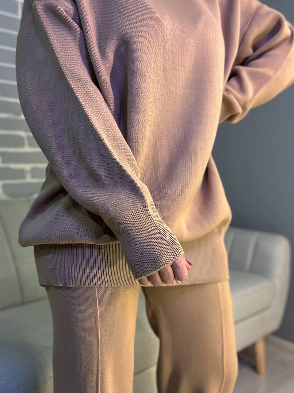 Костюм жіночий MY FASHION 202401-101 брюки зі стрілкою шнурок та светр OS Карамель (888) - фото 4 Костюм жіночий MY FASHION 202401-101 брюки зі стрілкою шнурок та светр OS Карамель (888) - фото 4