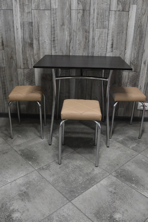 Кухонний комплект Tutty Lux Trio стіл/табурет 3 шт. в хромі-корпусі 60х80х75 см Чорний/Бежевий (28374292)