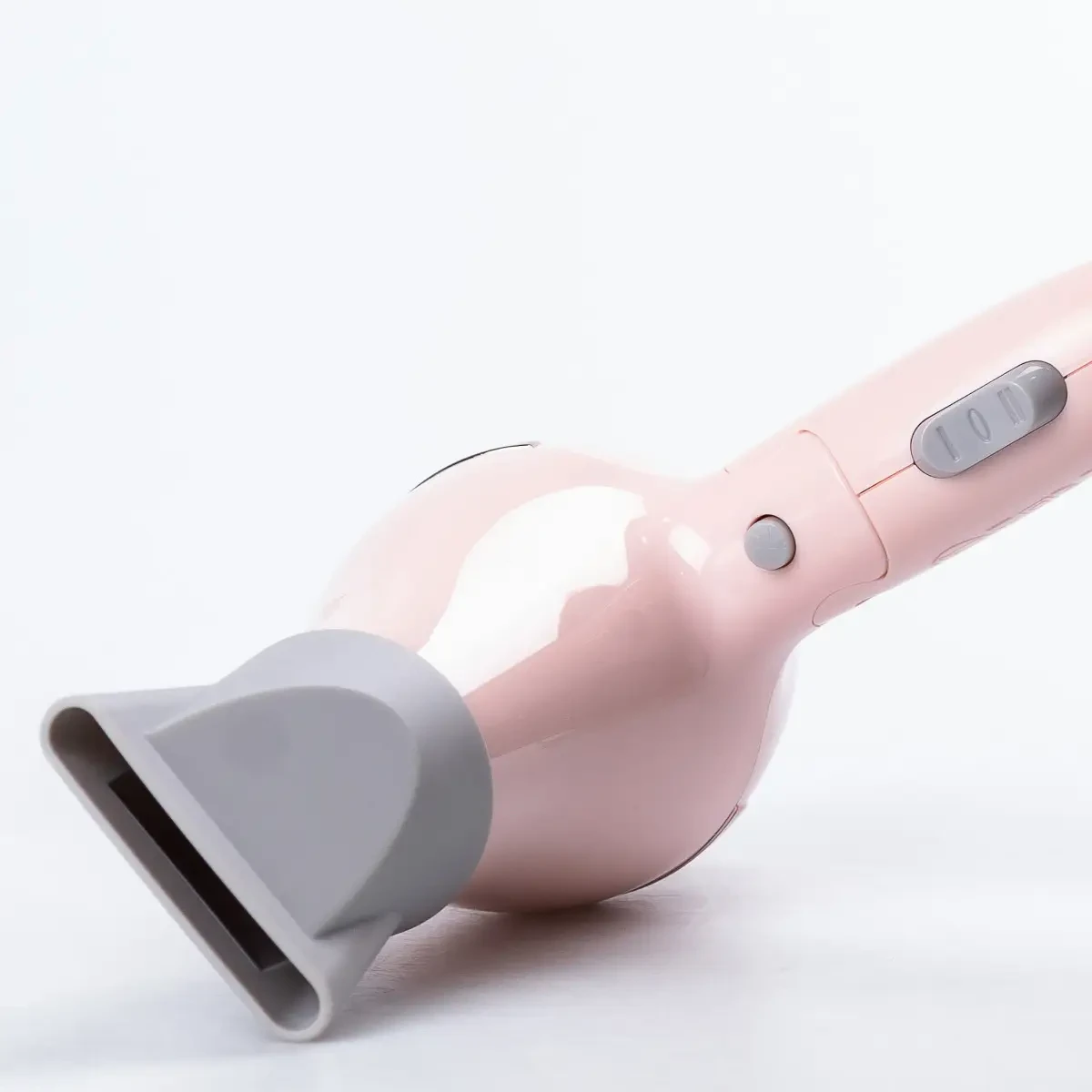 Фен для волос VGR HPV432 с концентратором 1000 Вт Розовый (4562) - фото 7