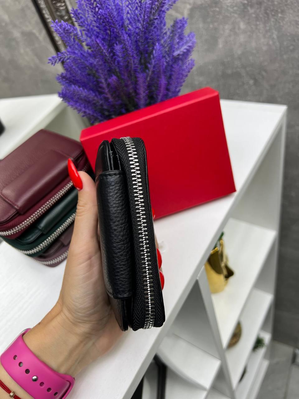 Кошелек кожаный женский в коробке на магните из натуральной кожи 12х10 см Черный (2350867656) - фото 4 Кошелек кожаный женский в коробке на магните из натуральной кожи 12х10 см Черный (2350867656) - фото 4