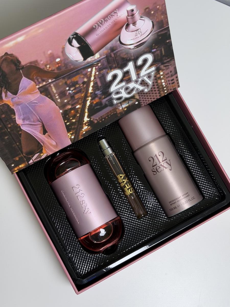 Набір жіночий подарунковий Carolina Herrera 212 Sexy 3в1 (864111)