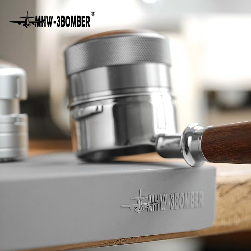 Силиконовый коврик MHW-3BOMBER Tamping Mat 235x145 мм Grey (SP5311G) - фото 4 Силиконовый коврик MHW-3BOMBER Tamping Mat 235x145 мм Grey (SP5311G) - фото 4