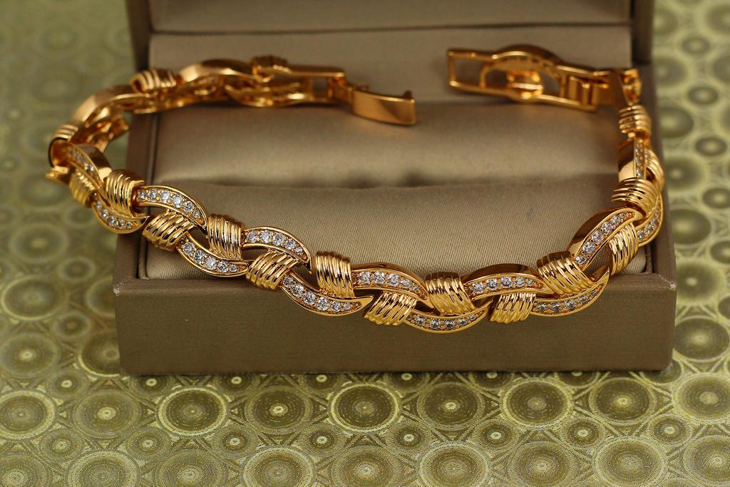 Браслет Xuping Jewelry Скульптурный Ритм 17 см 8 мм Золотистый (32899066)