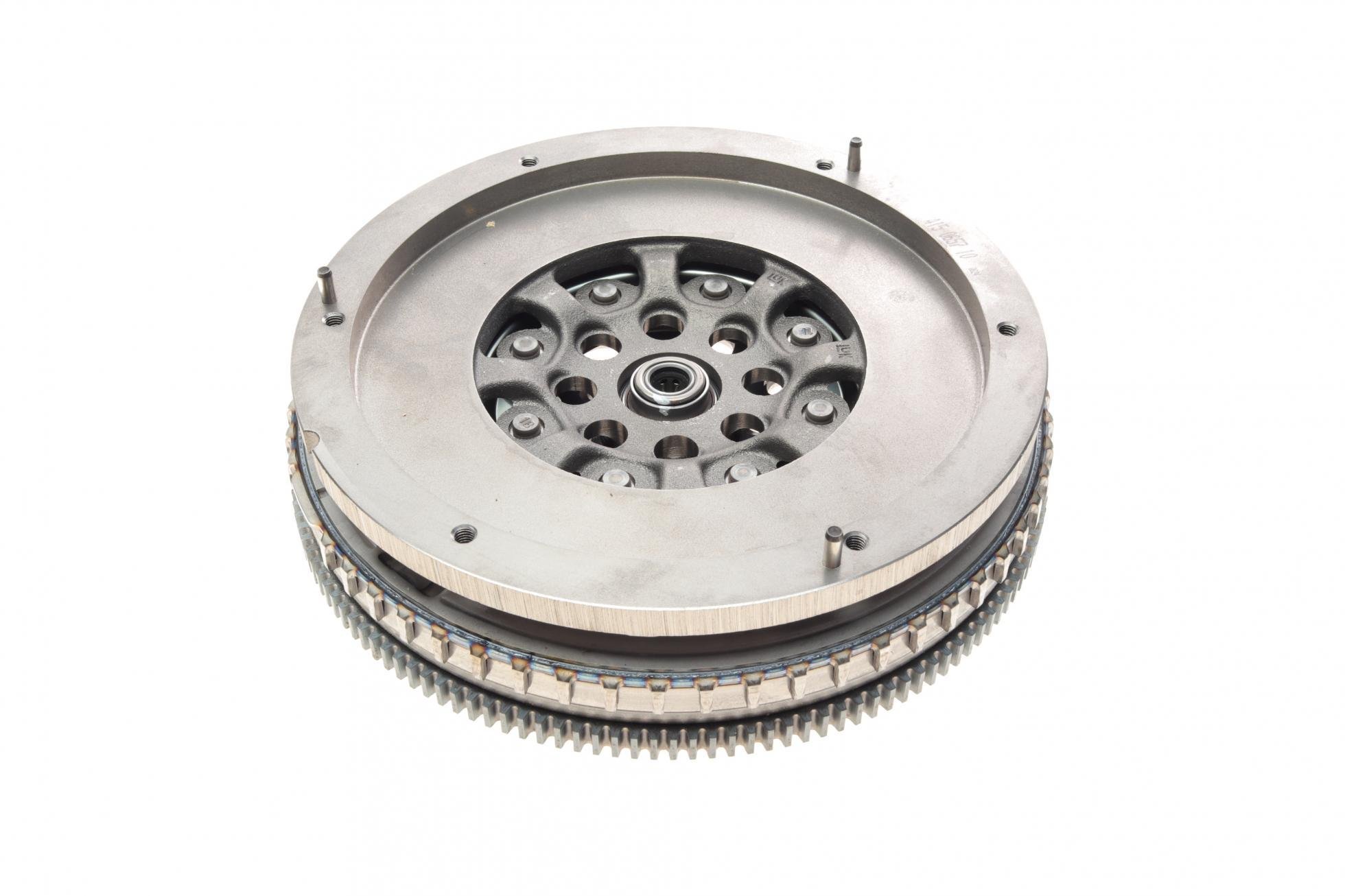 Маховик LUK 415 0657 10