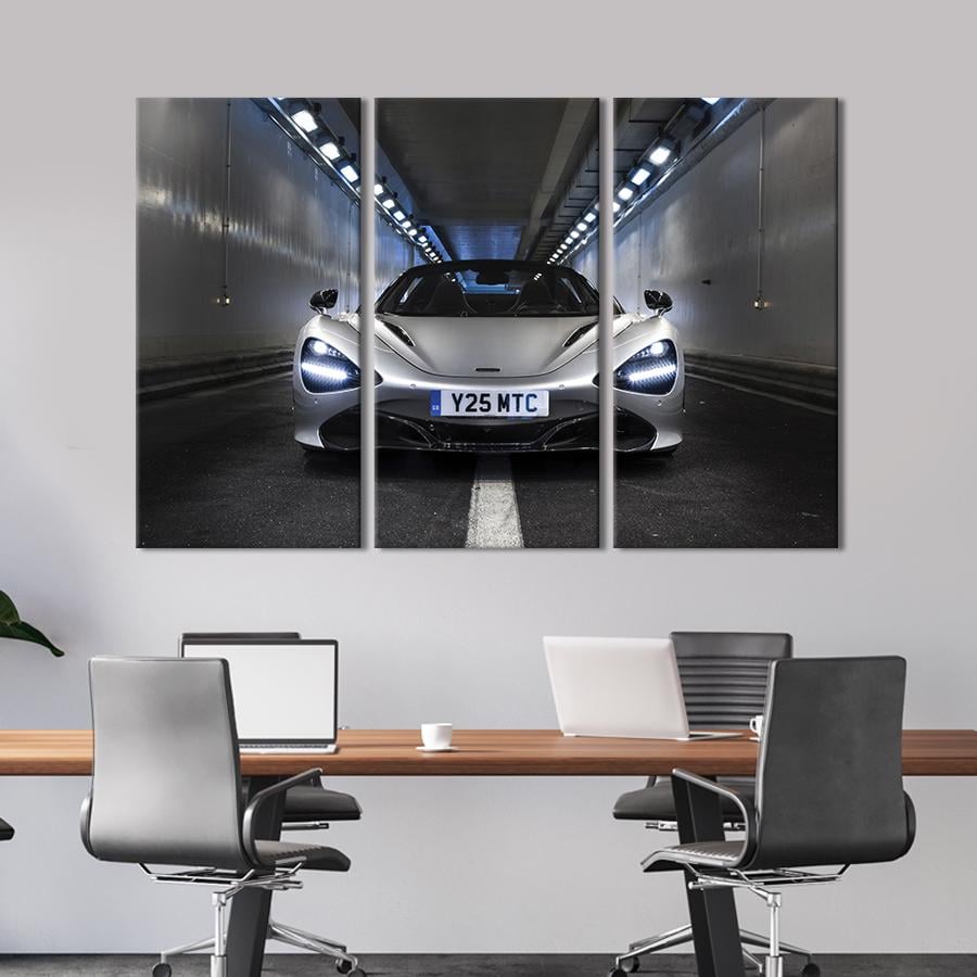 Картина на холсте триптих Роскошный серебристый McLaren 720S 156x100 см (1362-31)