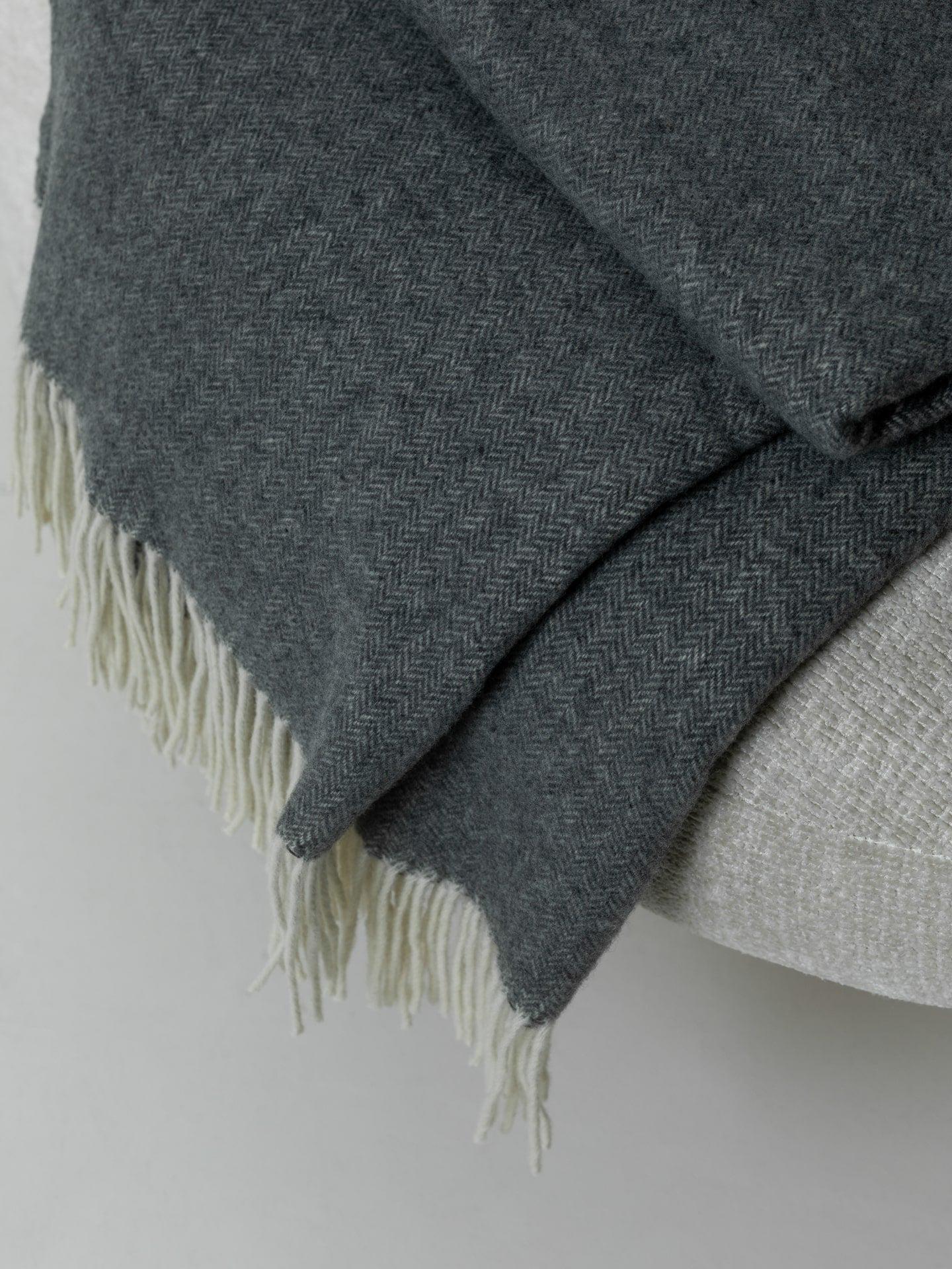 Плед кашемировый Leglo Merino 200x140 см Серый - фото 4 Плед кашемировый Leglo Merino 200x140 см Серый - фото 4