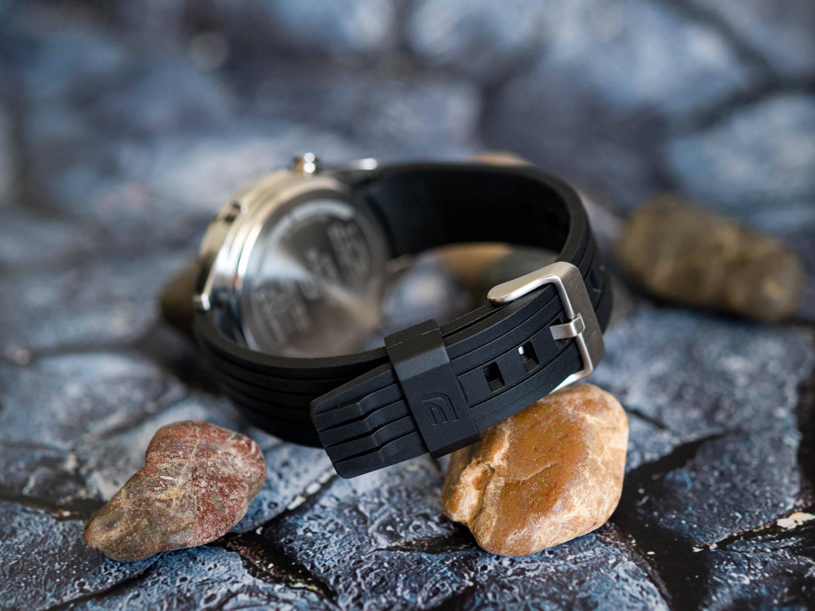 Часы Casio Edifice ECB-30P-1AEF (4841) - фото 4 Часы Casio Edifice ECB-30P-1AEF (4841) - фото 4