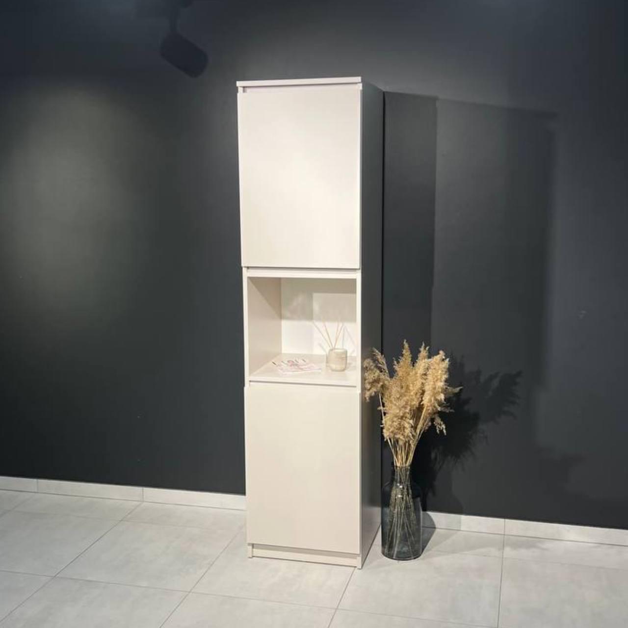 Шкаф-пенал с полками 2 дверцы шкаф в спальню для вещей (УТП014935)