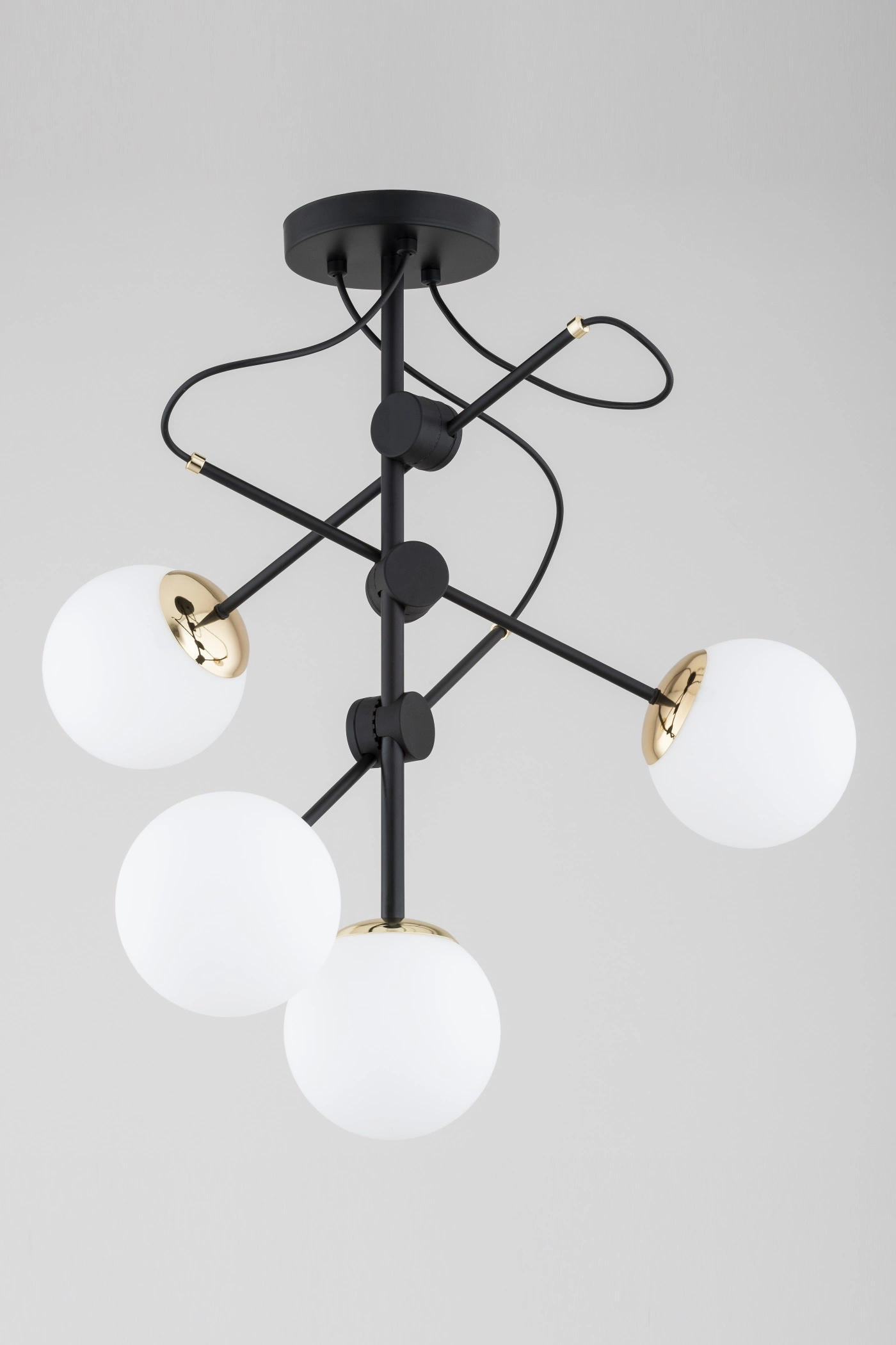 Люстра ALFA 63357 4xE14 60 Вт (26468154)