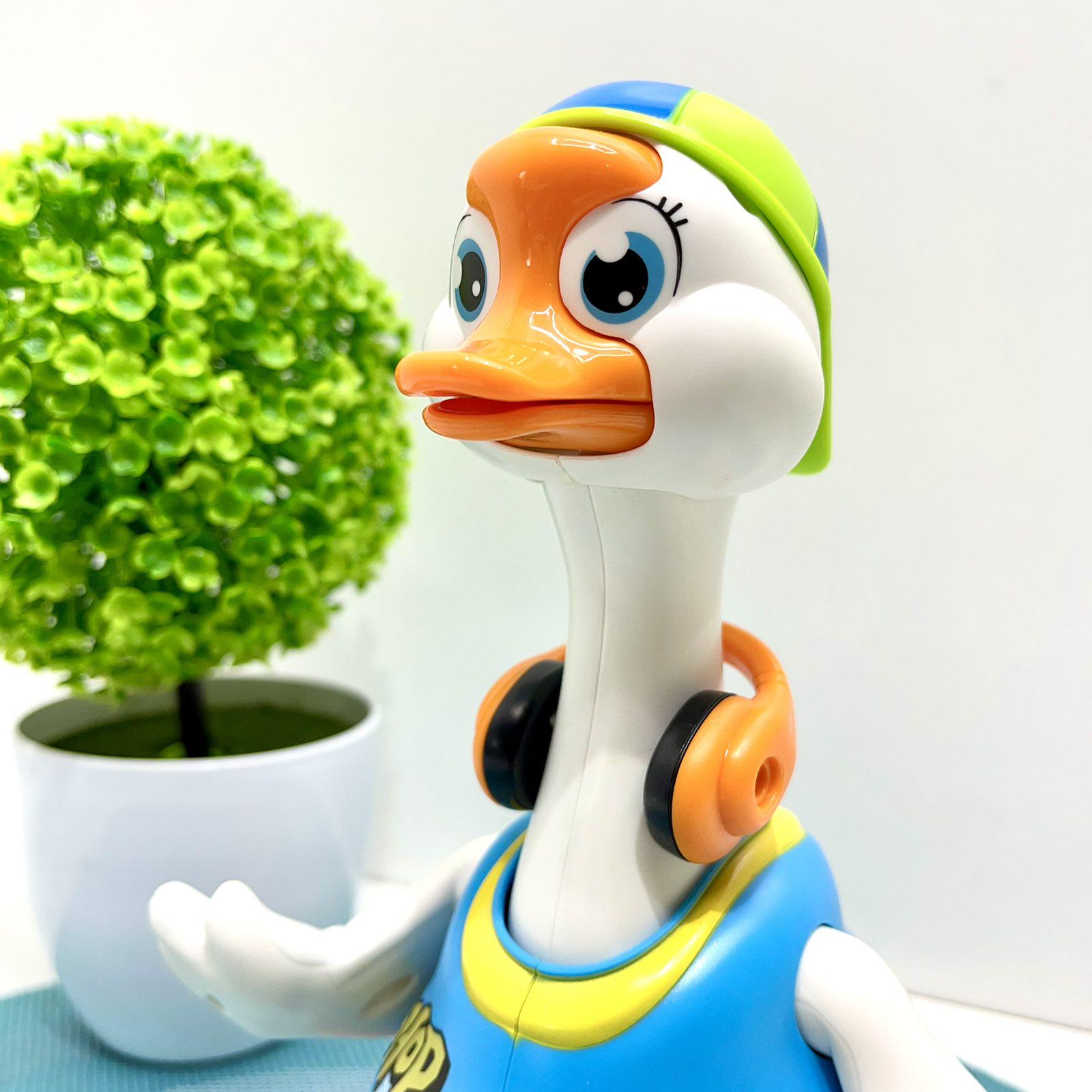 Музыкальная игрушка Hola Гусь хипхопер говорит по-английски/поет хип-хоп песни/подсветки/пляшет Синий (828) - фото 8