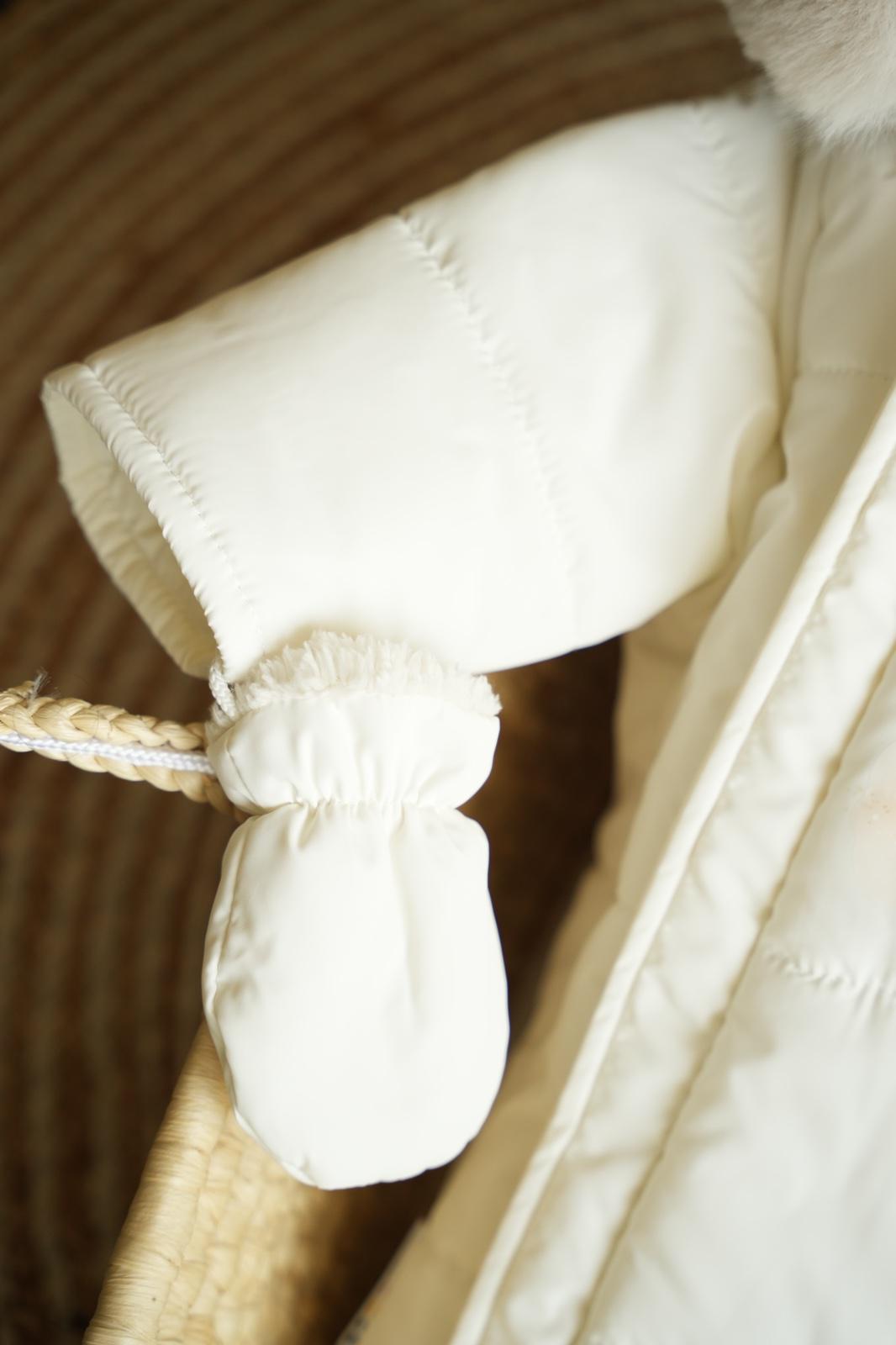 Комбинезон-мешочек с шапочкой на выписку зимний 0-6 мес. Молочный (9059) - фото 4