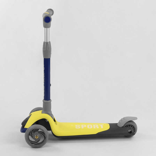 Самокат трехколесный Best Scooter F-55295/6 сложенный алюминиевый руль/3 колеса PU со светом d 120х35 мм (25281956)