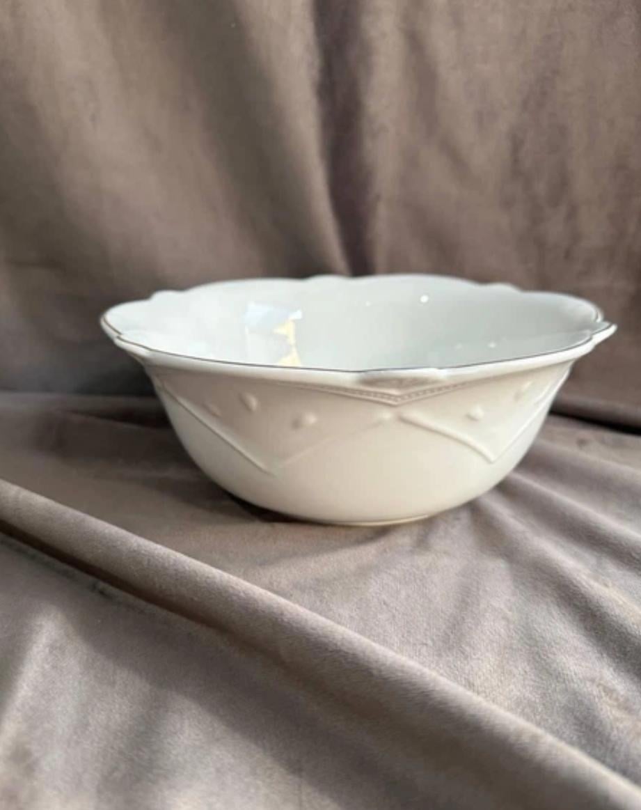 Салатник Yiwu Golden Pearl фарфоровый 26 см Белый (HP-HK-C26)