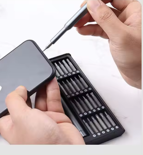 Отвертка с набором магнитных бит 24в1 (2201454642) - фото 8