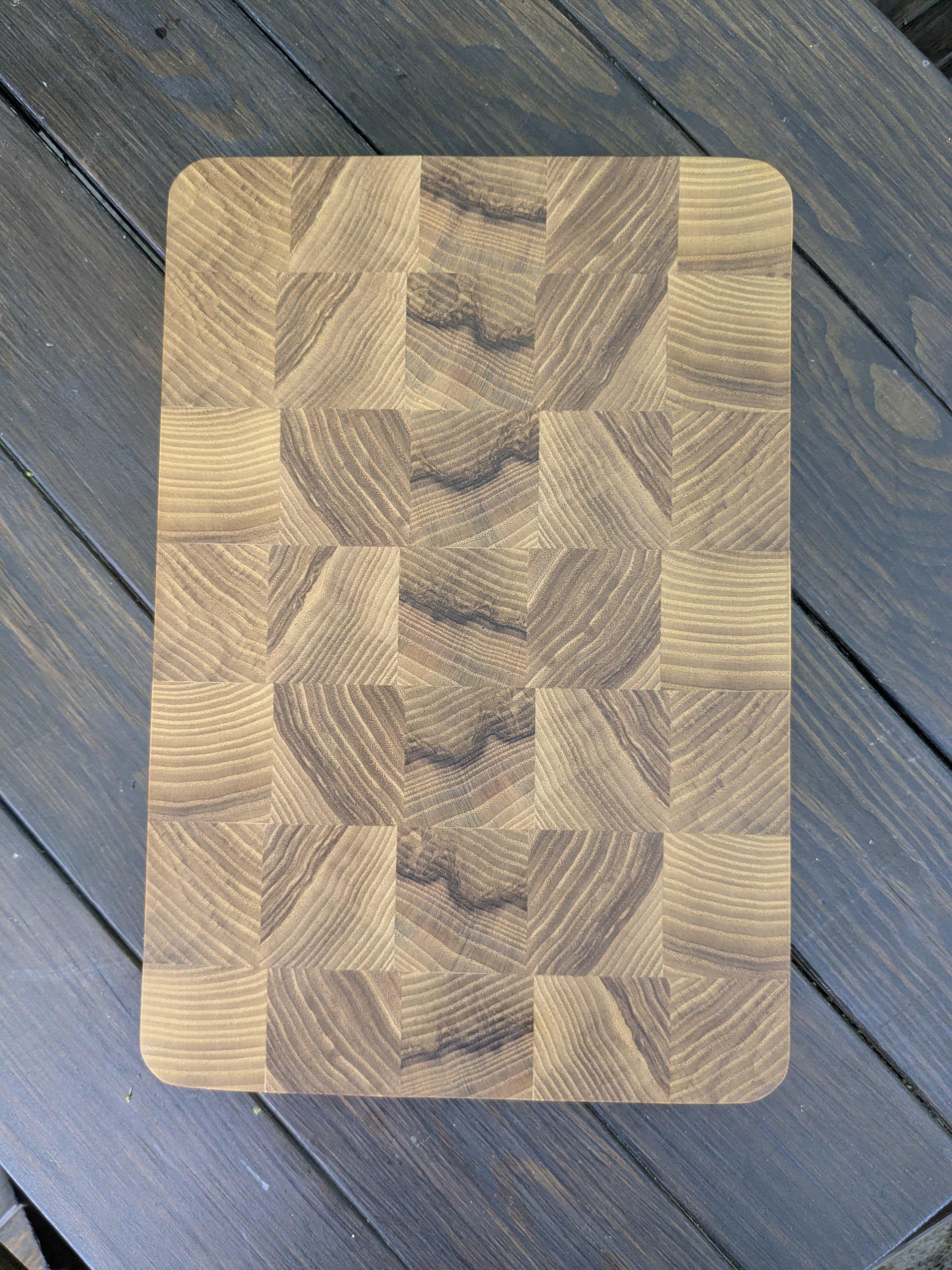 Дошка кухонна торцева для нарізки з бічними ручками та силіконовими ніжками 310х210х35 мм (BR-004)