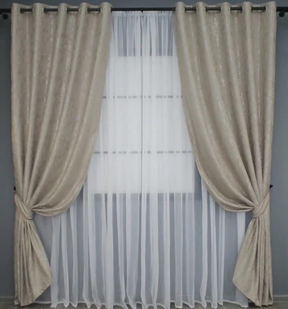 Шторы однотонные на люверсах в гостиную Pavliani 1,5х2,5 м 2 шт. Бежевый (1177ш 37-0040)