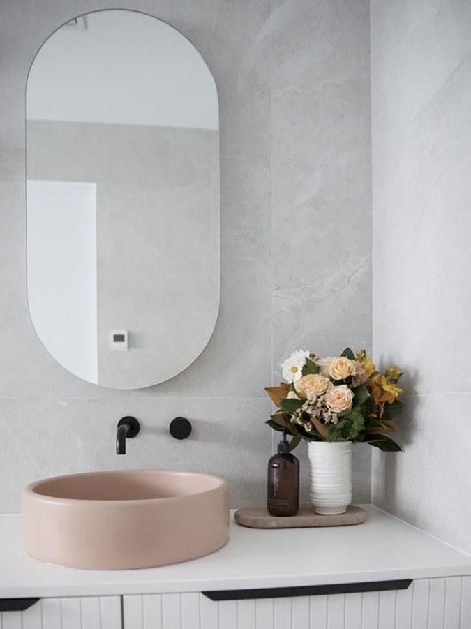 Зеркало овальное с подсветкой Капсула M 60х120 см (10005M-60120stW)