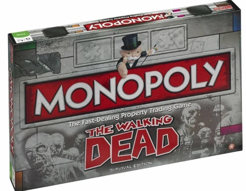 Настольная игра Monopoly The Walking Dead Монополия Ходячие мертвецы