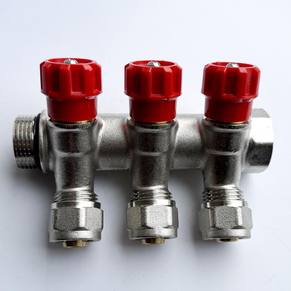 Колектор з перекриттям SANTAN 16х3/4" під 35° латунь нікельована 3 контури (85189) Колектор з перекриттям SANTAN 16х3/4" під 35° латунь нікельована 3 контури (85189)