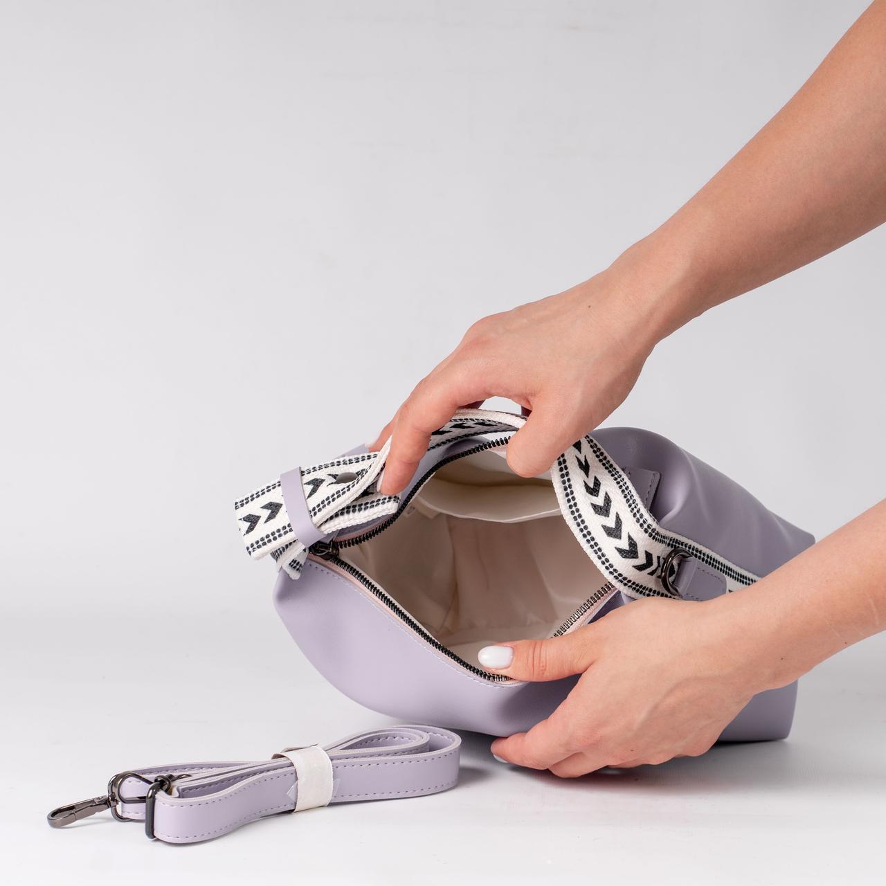 Сумка жіноча листоноша з довгим ремінцем KVITUCHA № 53-24 Лавандовий - фото 2 Сумка жіноча листоноша з довгим ремінцем KVITUCHA № 53-24 Лавандовий - фото 2