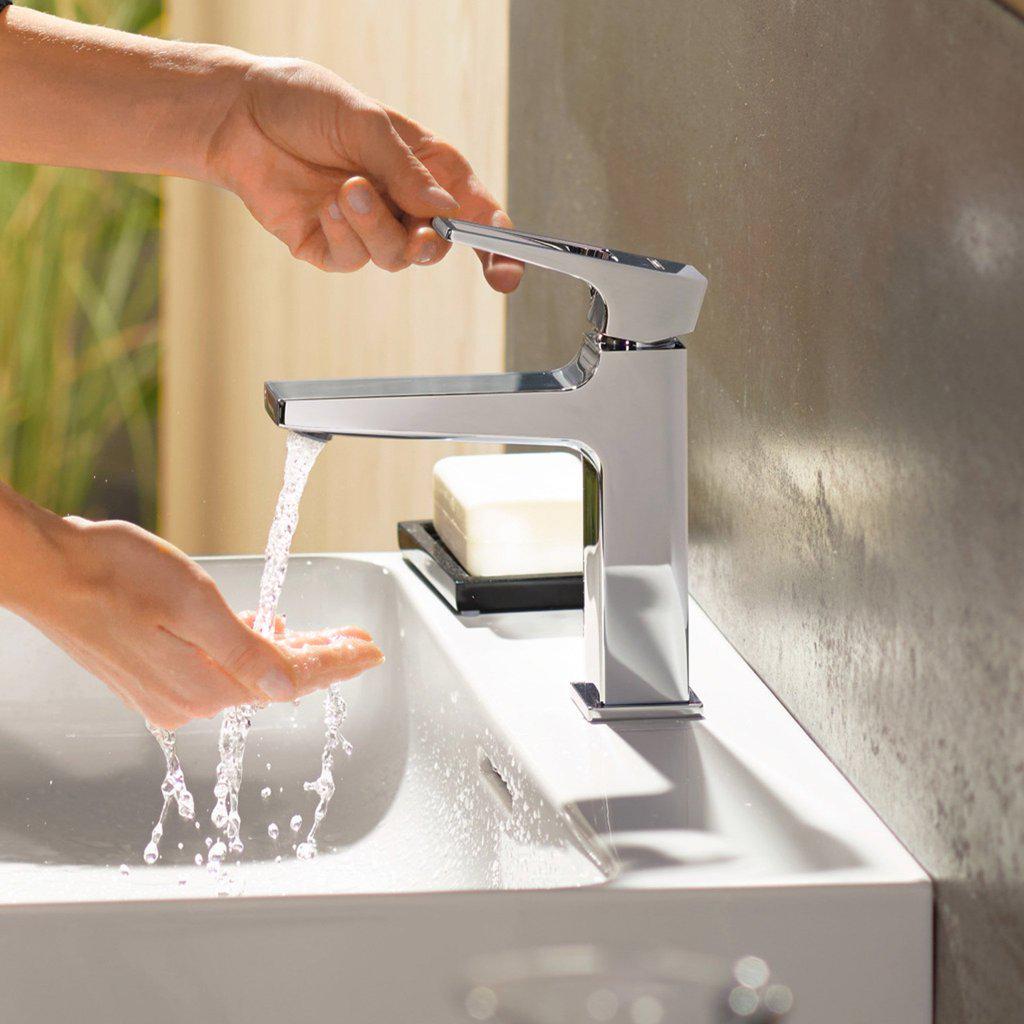 Смеситель для умывальника Hansgrohe Metropol 100 с донным клапаном push-open Черный матовый (32500670) - фото 2 Смеситель для умывальника Hansgrohe Metropol 100 с донным клапаном push-open Черный матовый (32500670) - фото 2