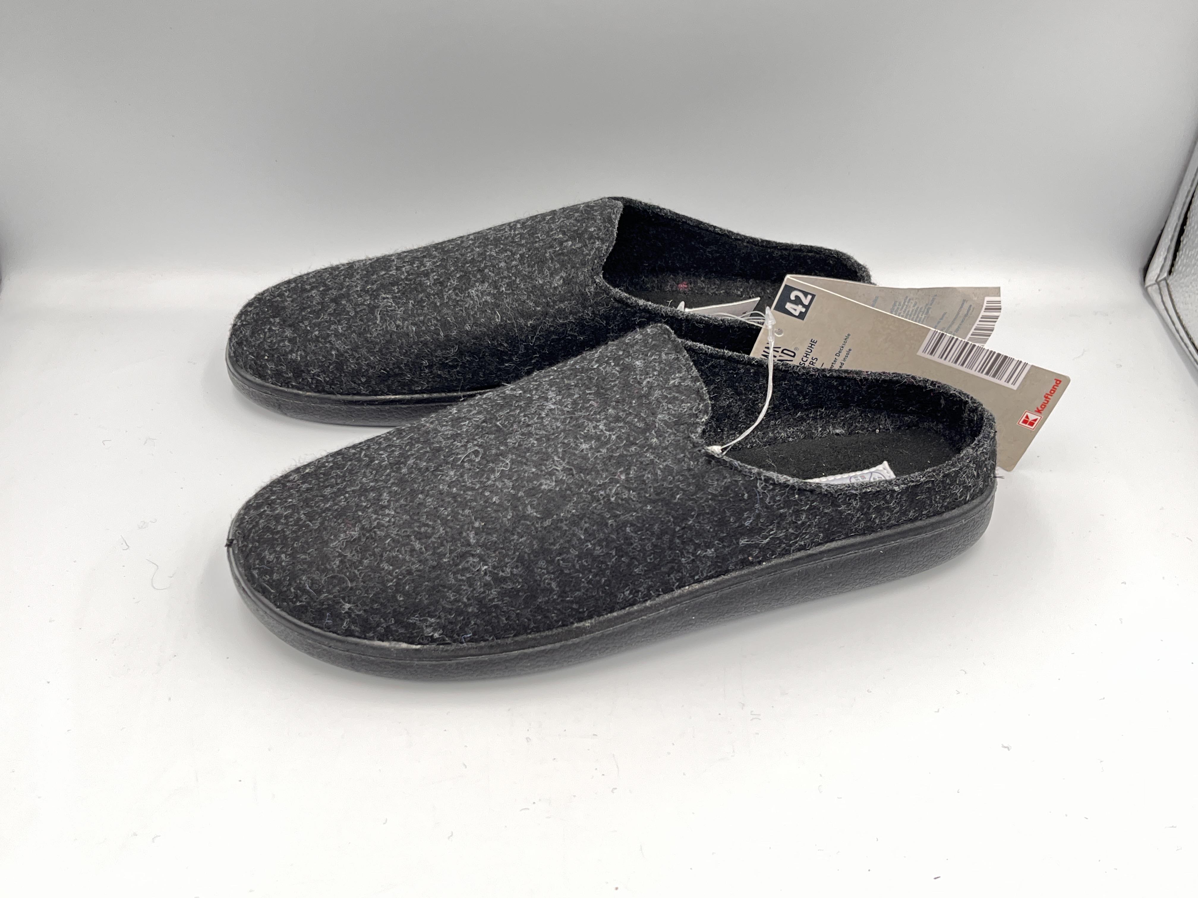 Тапки Town Land HAUSSCHUHE/SLIPPERS р. 42 27 см Сірий (4066627558139 00-00001526)