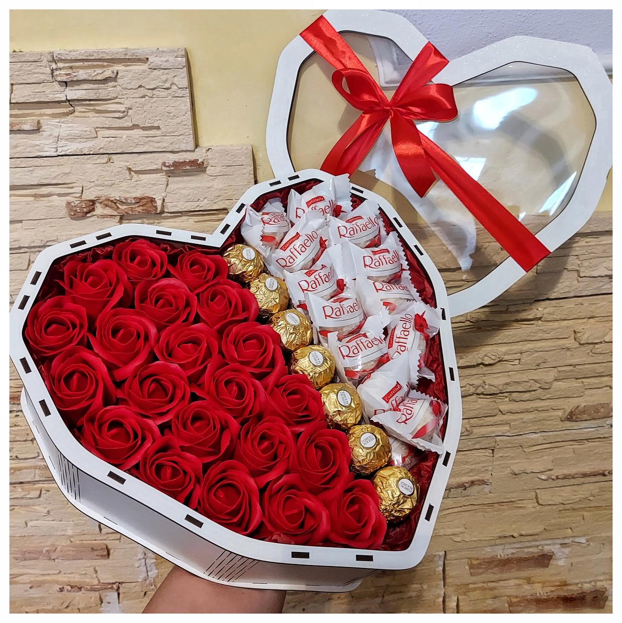 Подарунок на 8 березня з квітами та солодощами 23 шт. Червоний - фото 3 Подарунок на 8 березня з квітами та солодощами 23 шт. Червоний - фото 3