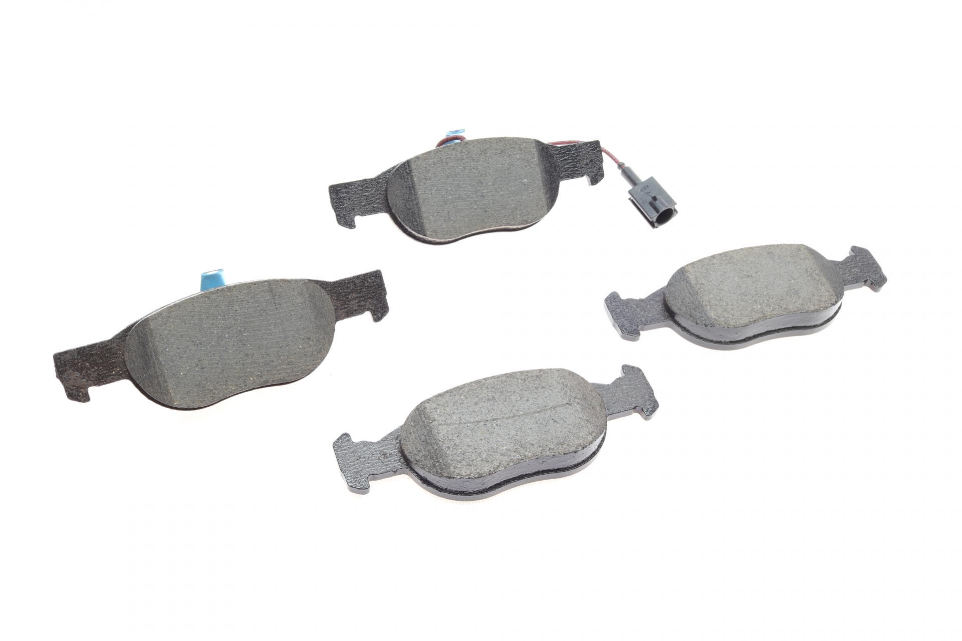 Тормозные колодки передние METELLI для Fiat Bravo/Brava 95-01/Marea 96-02/Lancia Delta II 94-99 с датчиком (22-0079-0) Тормозные колодки передние METELLI для Fiat Bravo/Brava 95-01/Marea 96-02/Lancia Delta II 94-99 с датчиком (22-0079-0)