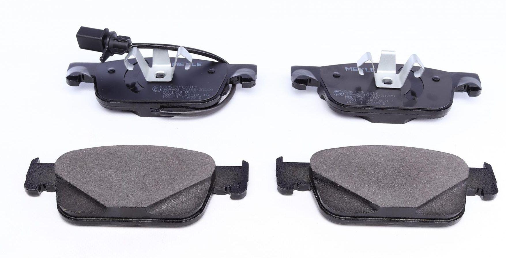Тормозные колодки передние Meyle для Audi A4/A5 16- с датчиком (025 223 8317)